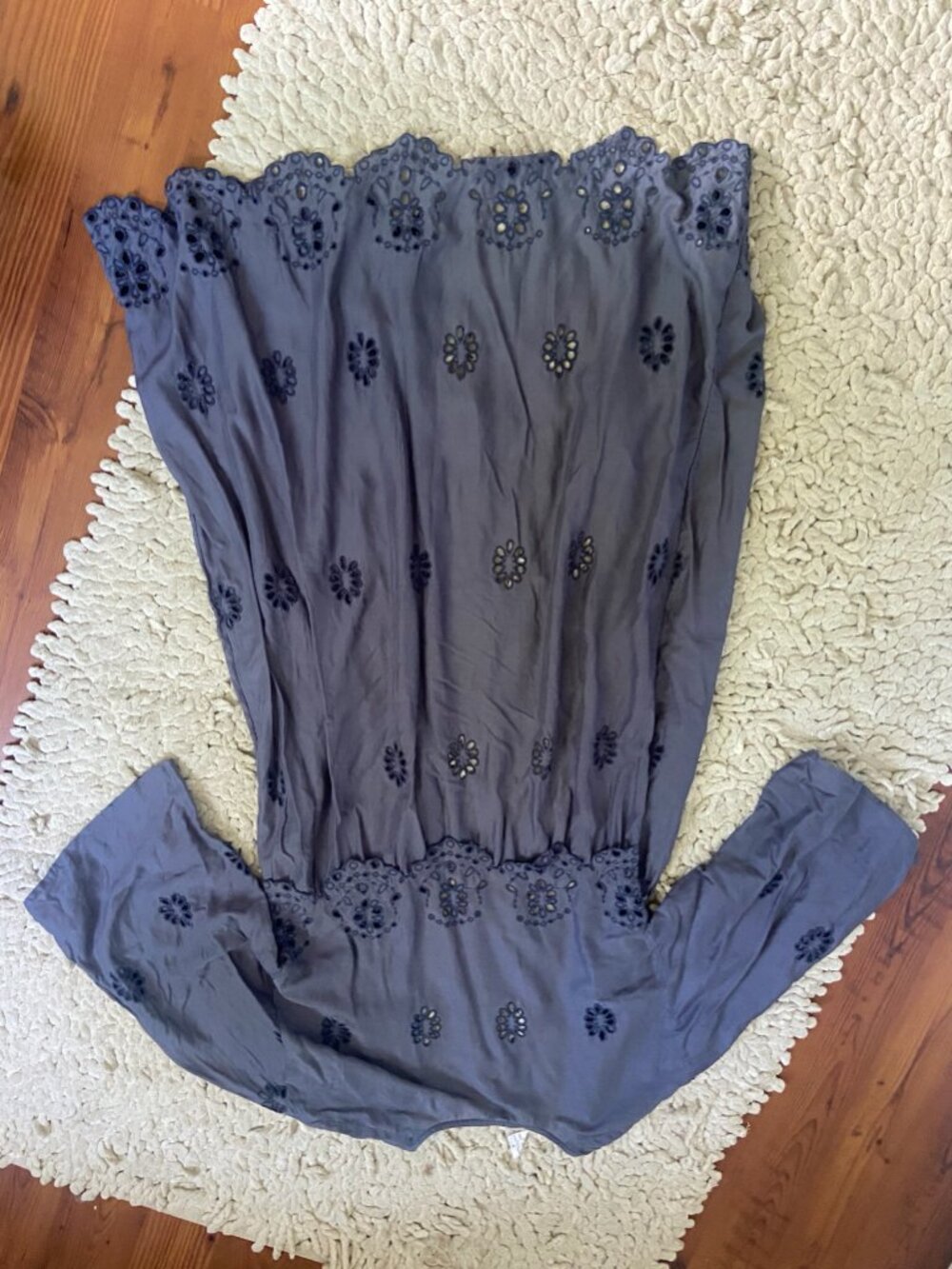 NWT Aerie Gray Embroidered Kimono Duster Cover Up Sz M-L - Picture 4 of 5